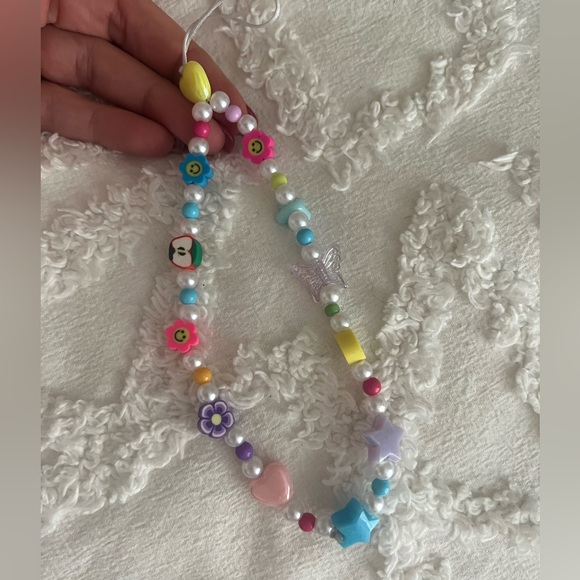 Susanna chow phone chain - Picture 2 of 3